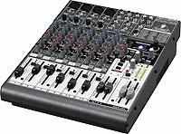 Mesa BEHRINGER XENYX 1204 seminueva