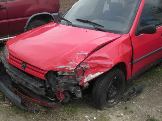 Vendo peugeot 306 siniestro