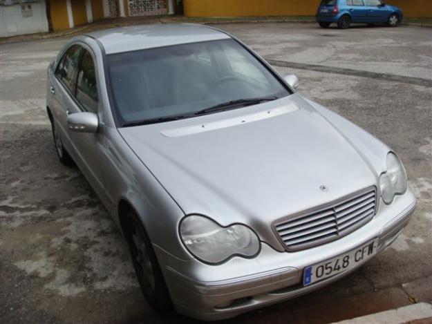 Vendo Mercedes C 240 Elegance Automatico gasolina Año 2003