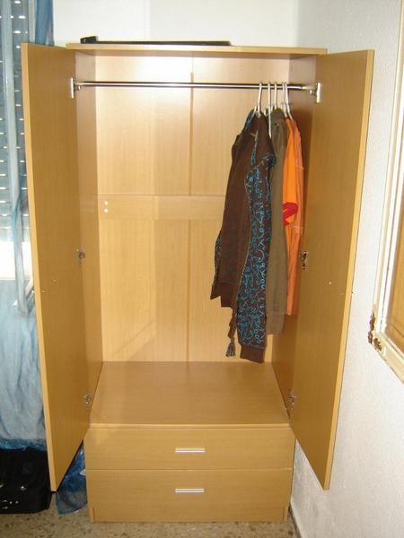 URGENTE : 3 armarios tipo IKEA 190x100x80cm iii 30  cada uno !!!