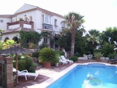 Chalet con 6 dormitorios se vende en Mijas Pueblo, Costa del Sol