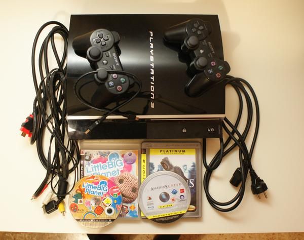 Vendo playstation 3 - 2 mandos - 2 juegos y hdmi