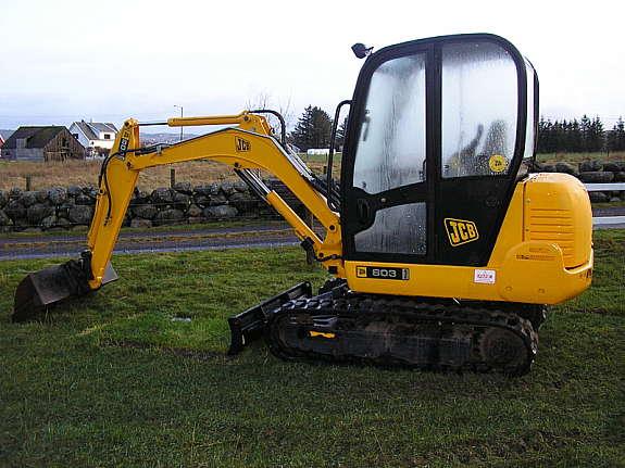 Mini pala Jcb 803 MÁS 2005 de 950h