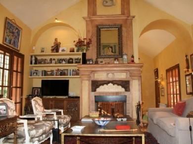 Chalet con 5 dormitorios se vende en Marbella, Costa del Sol