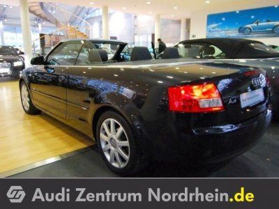 AUDI CABRIO A4 2.5 TDI MULTITRONIC - NAVI, XENON - Girona