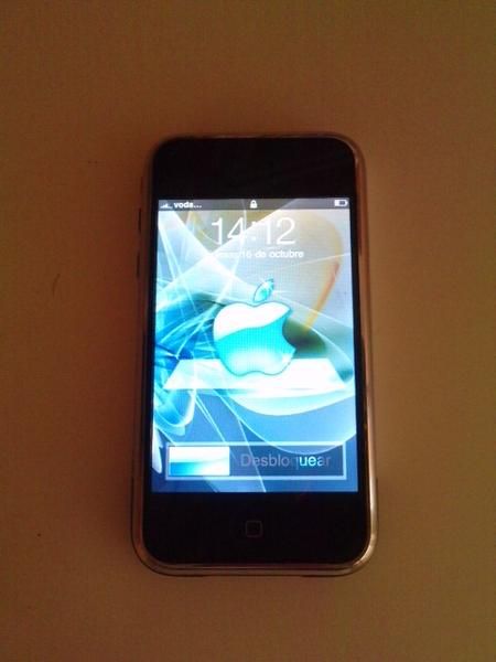 Vendo Iphone 2g 8gb con JAILBREAk