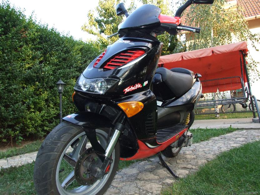 aprilia sr 2001, contacta para detalles y negociar!