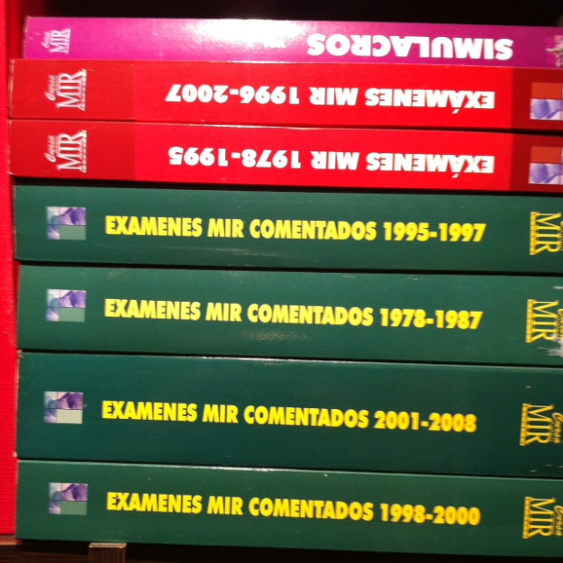 Vendo libros de Simulacros MIR