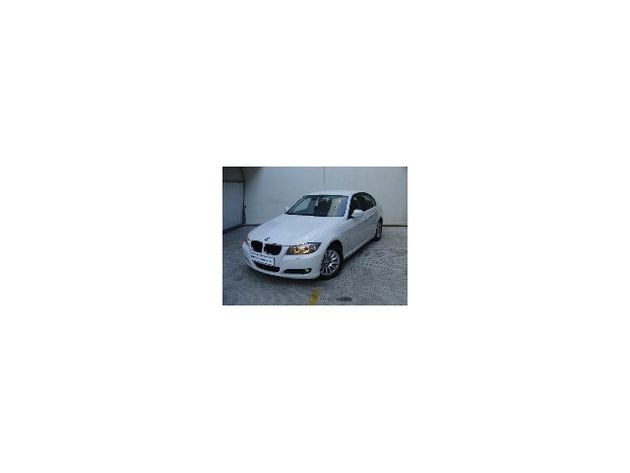 BMW SERIE 3 320D BERLINA