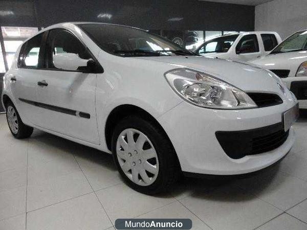 Renault Clio 1.5dCi Dynamique 70 LIBRO MAN