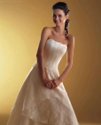 SE VENDEN 35 VESTIDOS DE NOVIA POR CIEERE DE NEGOCIO - mejor precio | unprecio.es