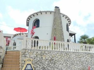 Chalet con 6 dormitorios se vende en Benissa