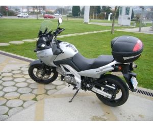 SUZUKI vstrom650