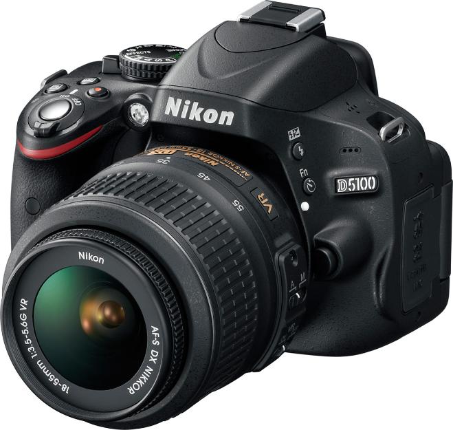 Cámara digital réflex Nikon D5100 + Objetivo18-55 VR (Pantalla abatible) Cámara digital ré