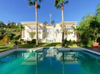 Chalet con 5 dormitorios se vende en Marbella, Costa del Sol - mejor precio | unprecio.es