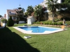 Adosado con 3 dormitorios se vende en Mijas Costa, Costa del Sol - mejor precio | unprecio.es