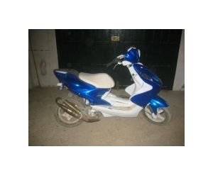 YAMAHA AEROX 50