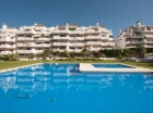 Apartamento con 2 dormitorios se vende en Estepona, Costa del Sol - mejor precio | unprecio.es