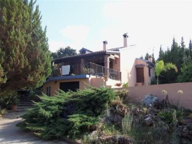 Chalet con 3 dormitorios se vende en Alhaurin el Grande