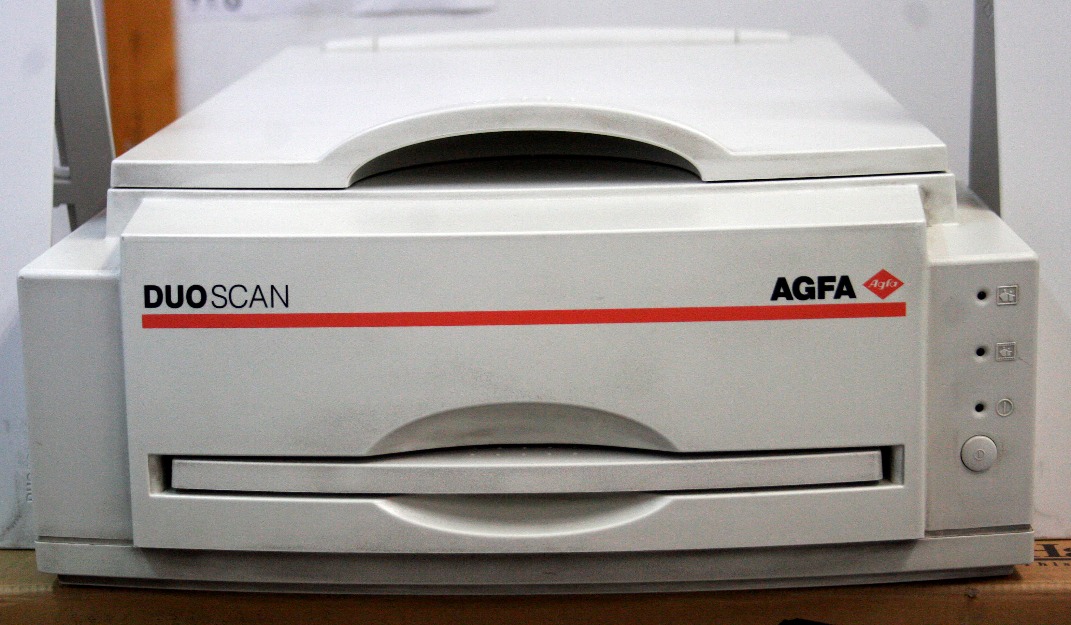 Escaner agfa Duoscan pro Para diapos negativos y opacos.