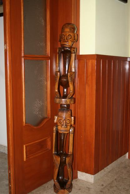 figura de madera de guayacan