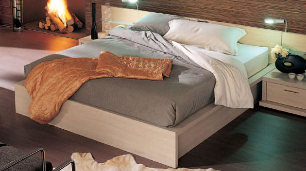 Cama Fiji Basic con armazn de la cama Plano estribo Box con somier