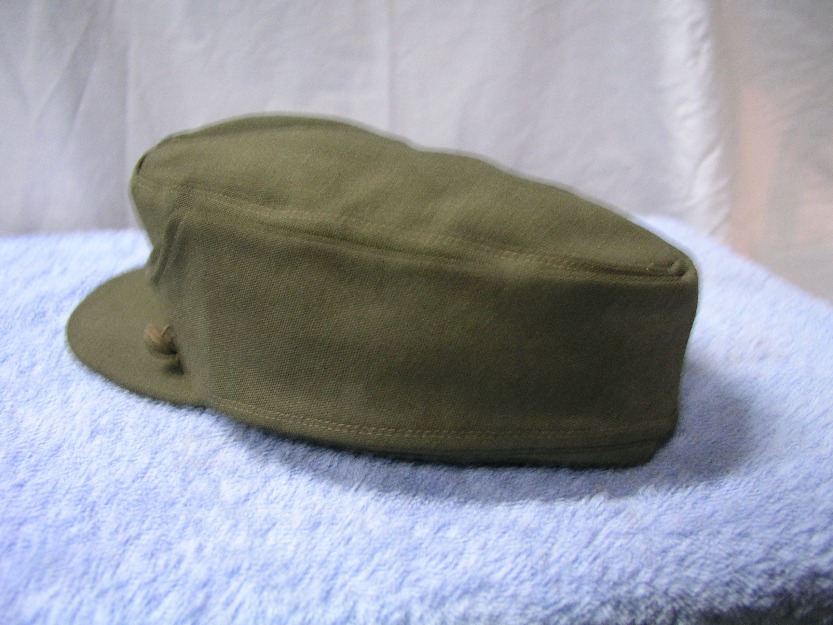 Antigua gorra montañera militar.