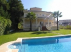 Chalet con 4 dormitorios se vende en Marbella, Costa del Sol - mejor precio | unprecio.es