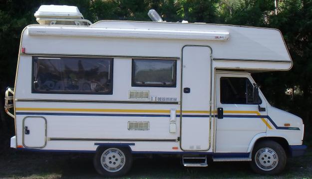 vendo auto caravana Peugeot J5 eura mob 560