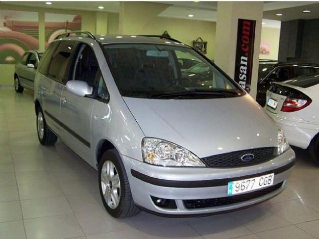 Comprar coche Ford Galaxy 1.9 Tddi Ghia 115 '03 en Valencia