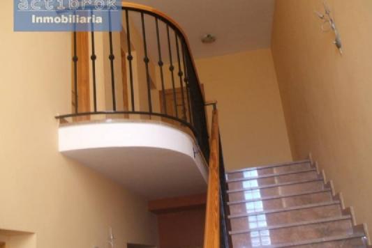 4 Dormitorio Casa En Venta en Cerda, Valencia