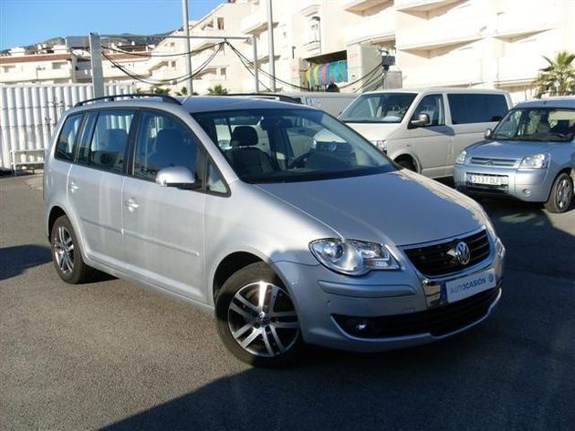 VOLKSWAGEN TOURAN  1.9TDI TRAVELLER 105