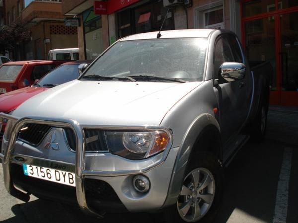 mitshibishi L-200 2.5 136cv