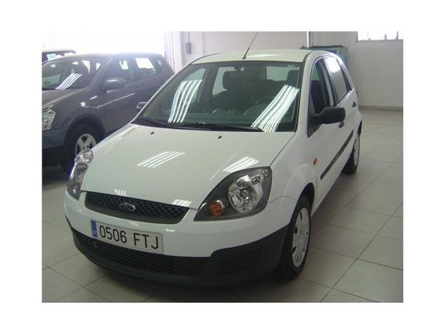NISSAN Terrano 2.7