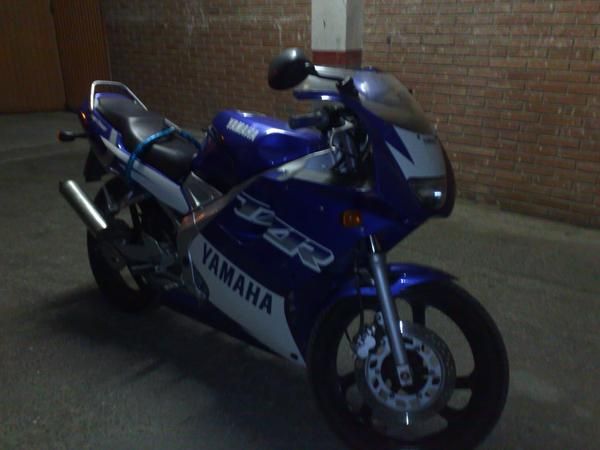 YAMAHA TZR