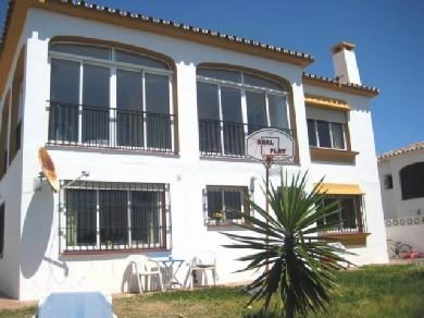 Chalet con 3 dormitorios se vende en Mijas Costa, Costa del Sol