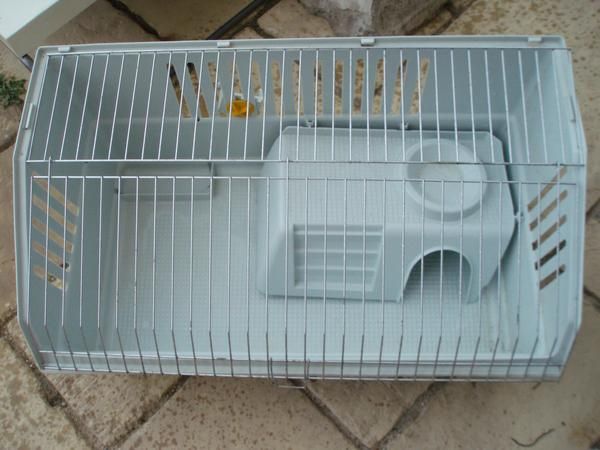 vendo caseta para conejos o cobayas...etc...