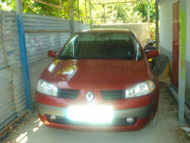 vendo renault megane confort sedan