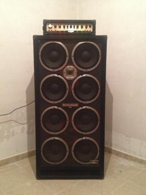 Amplificador Behringer