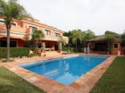 Chalet con 5 dormitorios se vende en Marbella, Costa del Sol - mejor precio | unprecio.es