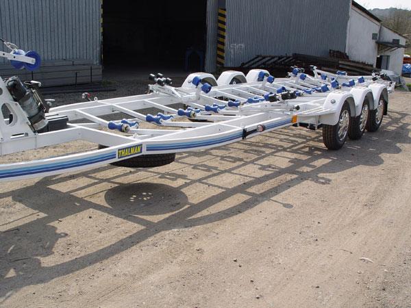 REMOLQUES THALMAN PARA BARCOS GRANDES,VELA,SEMIRRIGIDAS,CON SUSPENSION