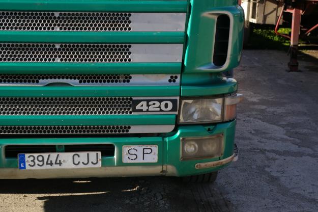 Se vende Scania 420 124L