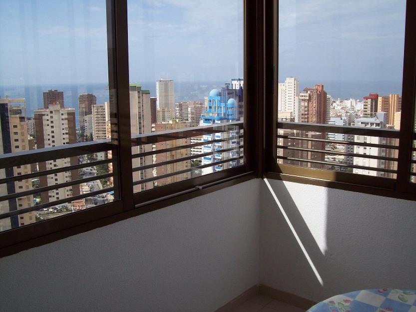 Bonito apartamento bendiorm playa levante