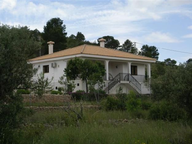 Chalet en venta en Hondón de las Nieves, Alicante (Costa Blanca)