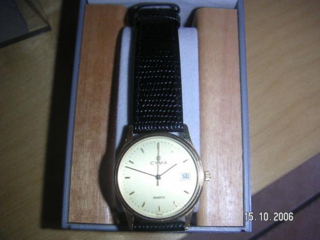 SE VENDE RELOJ DE ORO CYMA DE CABALLERO CON 
MAQUINARIA SUIZA SEMINUEVO EN PERFECTO ESTADO.