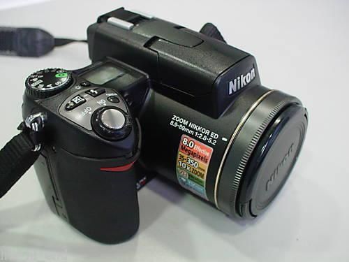 CAMARA DIGITAL NIKON COOLPIX 8800