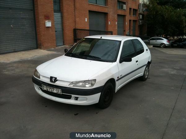 Peugeot 306   correas nuevas, itv recien pasada.. AÑO 99