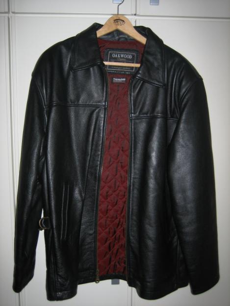 Vendo chaqueta de piel negra hombre