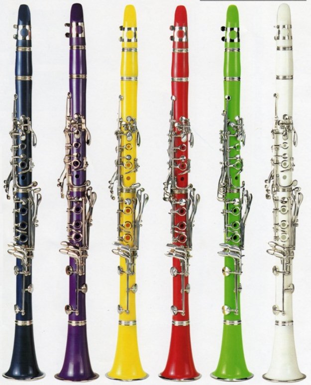 vendo clarinetes de colores en sib de 17 llaves nuevos a estrenar. con garantia 2 años.