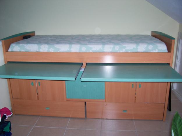 Cama juvenil compacta